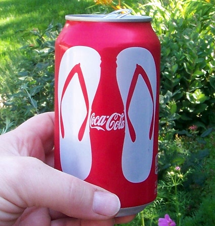Coca-Cola Figure/Ground Illusion